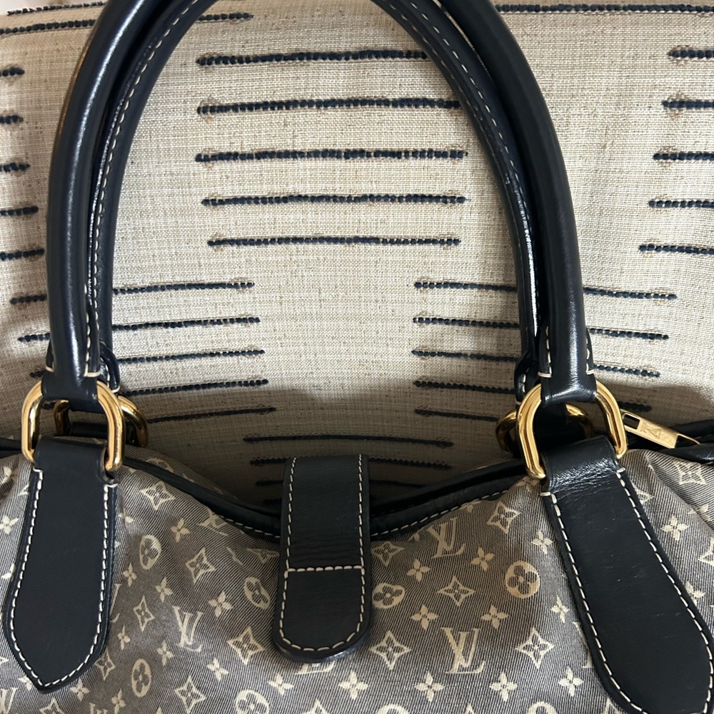 Louis Vuitton Navy Idylle Elegie Shoulder or Crossbody Bag - Picture 6 of 9